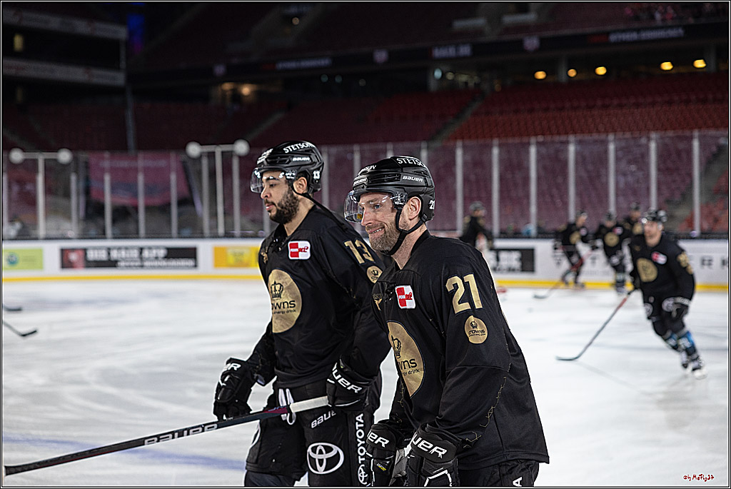PENNY DEL;  Kölner Haie - Fischtown Pinguins; Köln, 22.12.2022